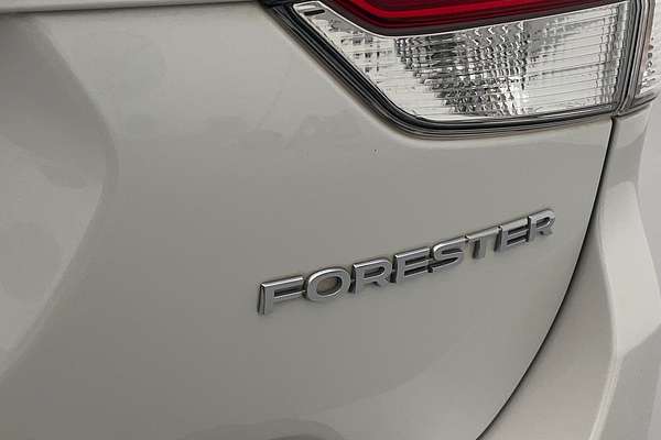 2019 Subaru Forester 2.5i-S S5