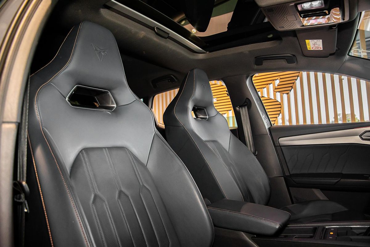 2022 CUPRA Leon VZx KL