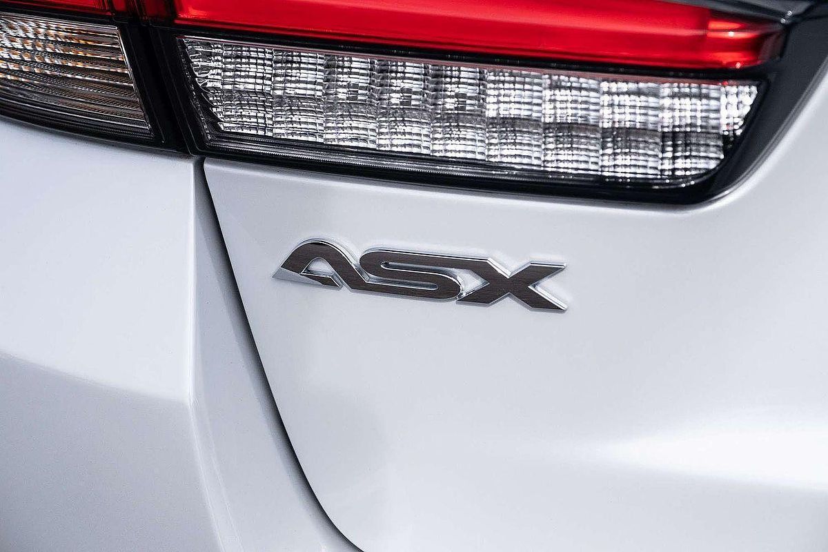2025 Mitsubishi ASX MR XD