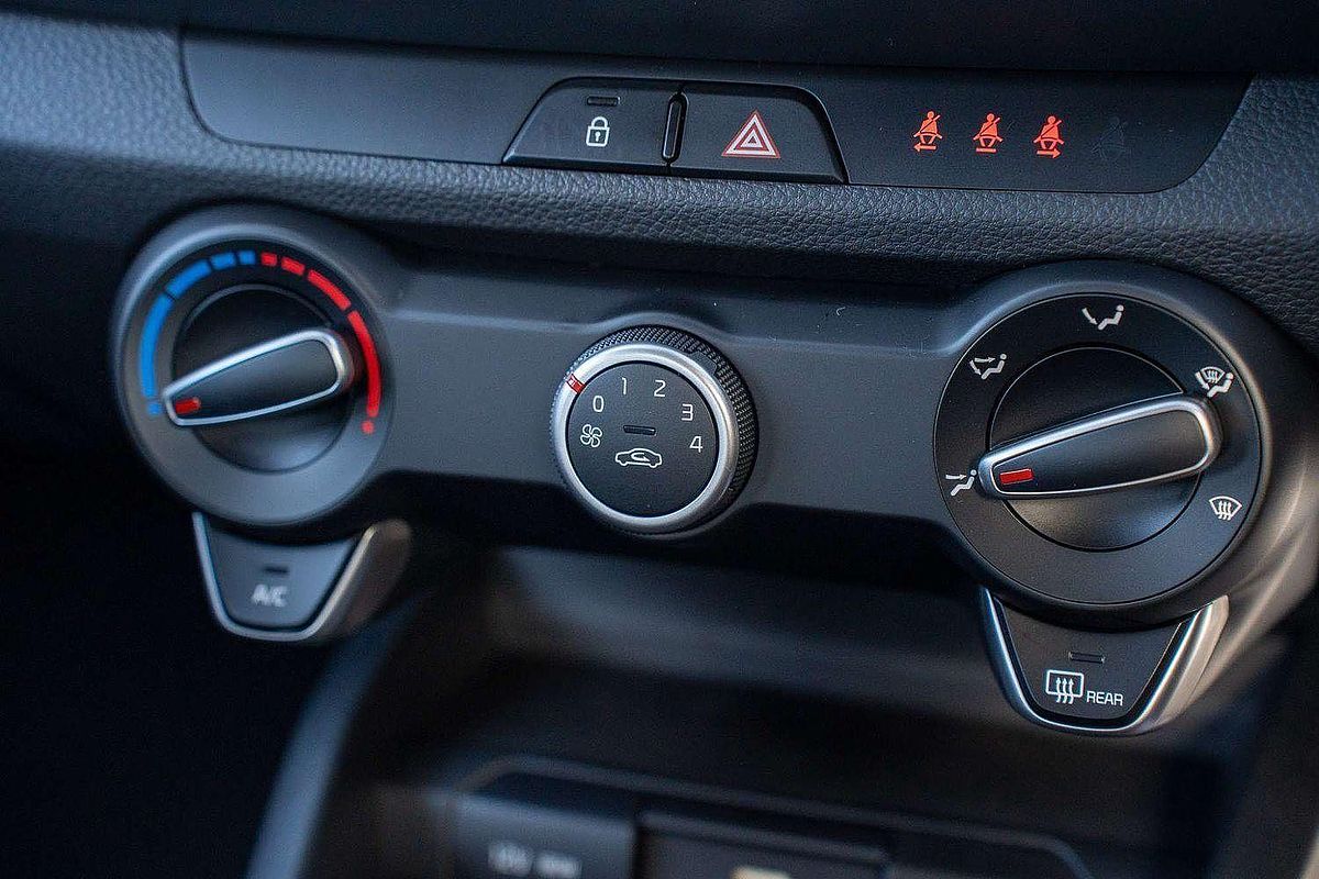 2025 Kia Stonic S YB