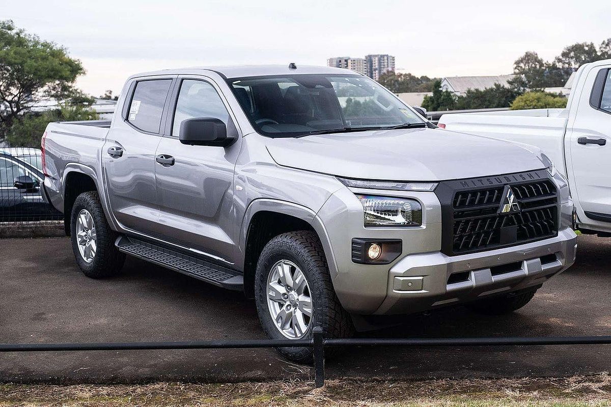 2025 Mitsubishi Triton GLX+ MV 4X4