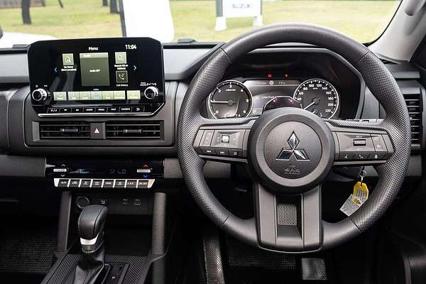 2025 Mitsubishi Triton GLX+ MV 4X4
