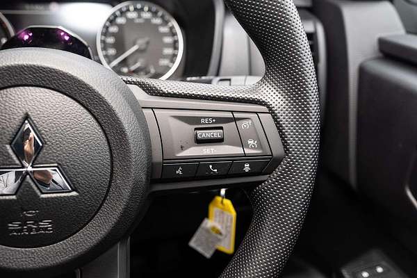 2025 Mitsubishi Triton GLX+ MV 4X4