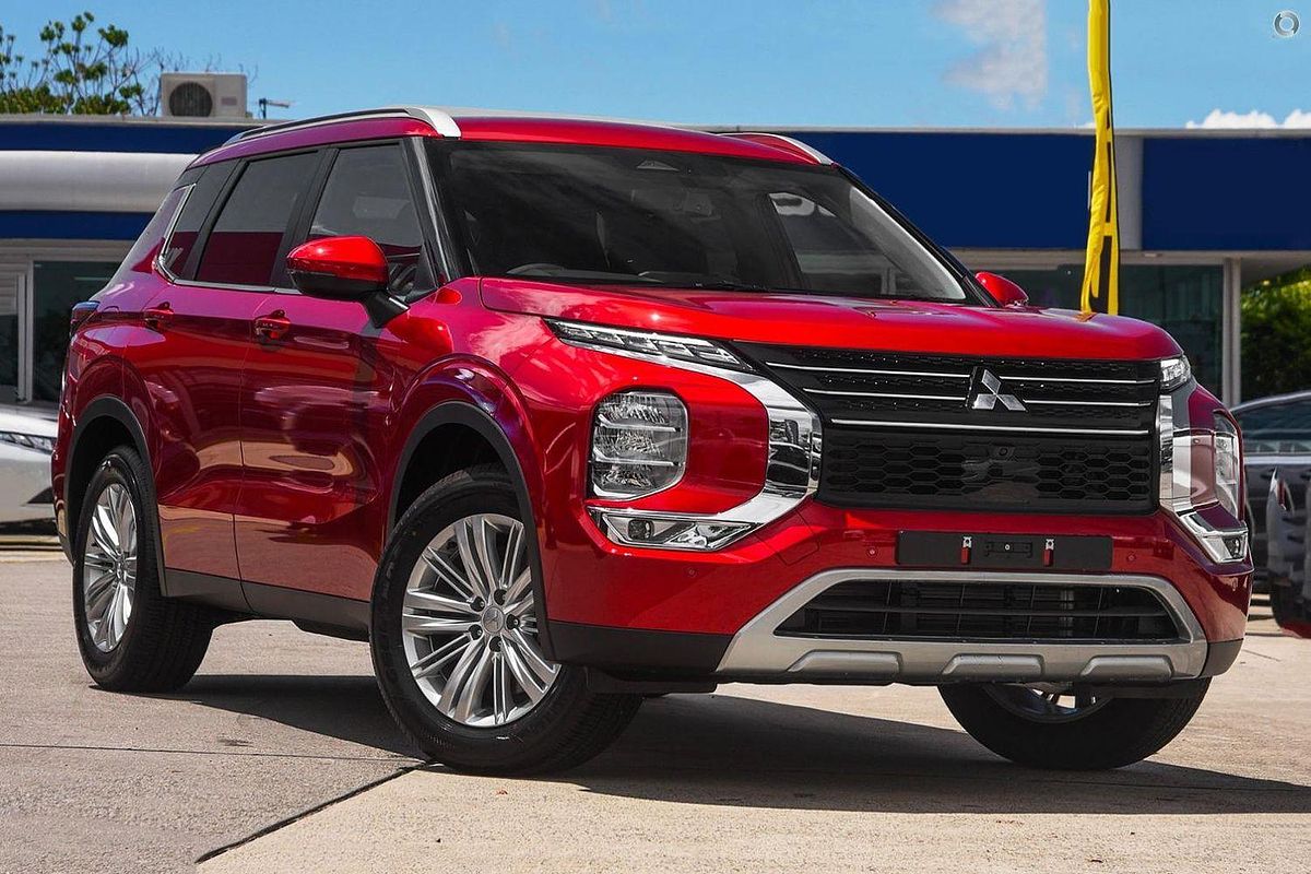 2024 Mitsubishi Outlander LS ZM
