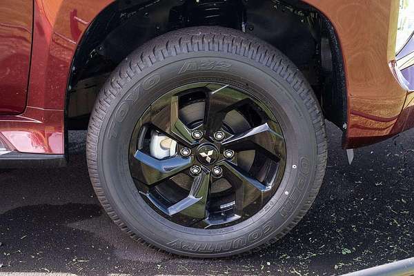 2024 Mitsubishi Pajero Sport GSR QG