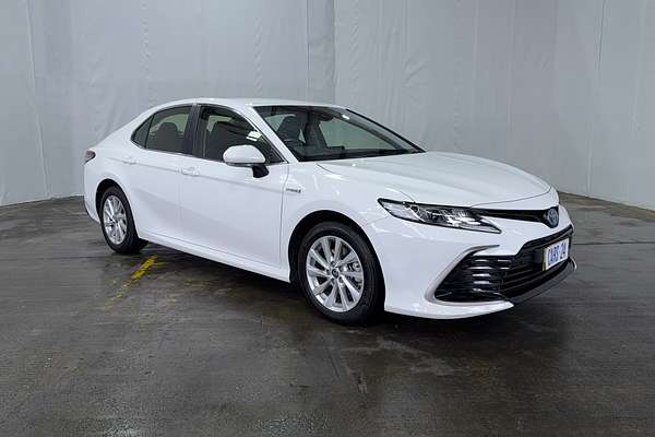 2024 Toyota Camry Ascent AXVH70R