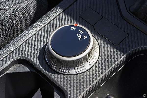 2024 Mitsubishi Triton GLX MV 4X4