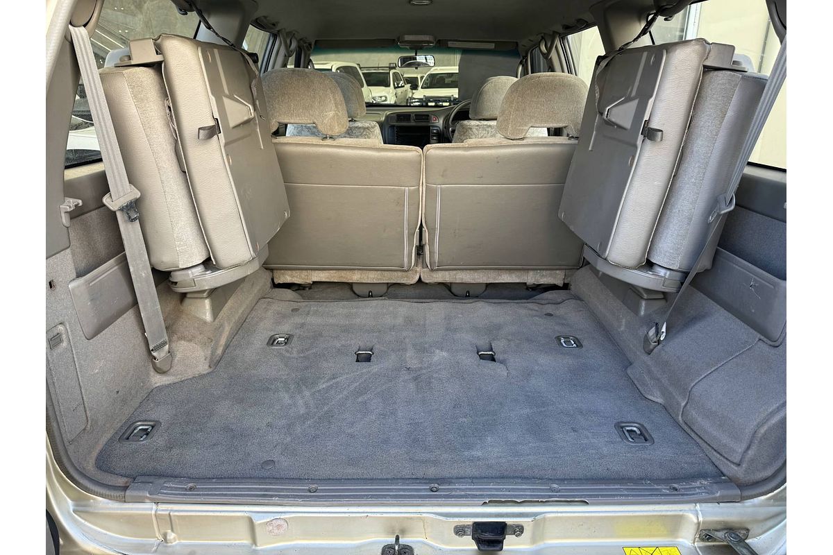 2000 Nissan Patrol ST GU II