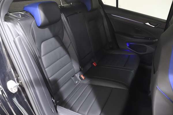 2023 Volkswagen Golf R 8