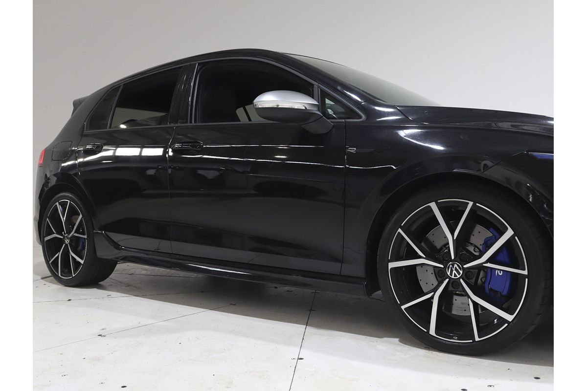 2023 Volkswagen Golf R 8