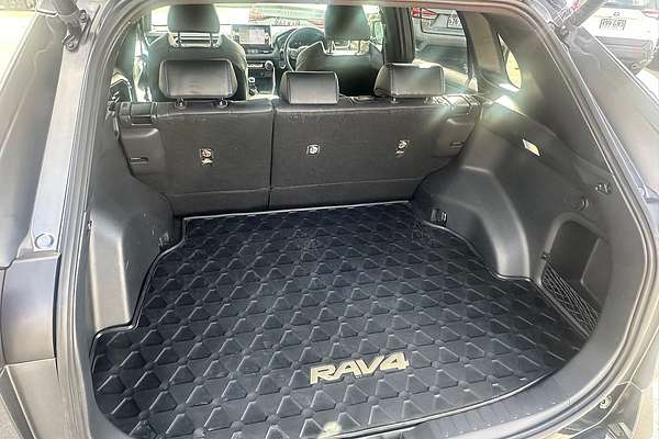 2022 Toyota RAV4 XSE AXAH52R