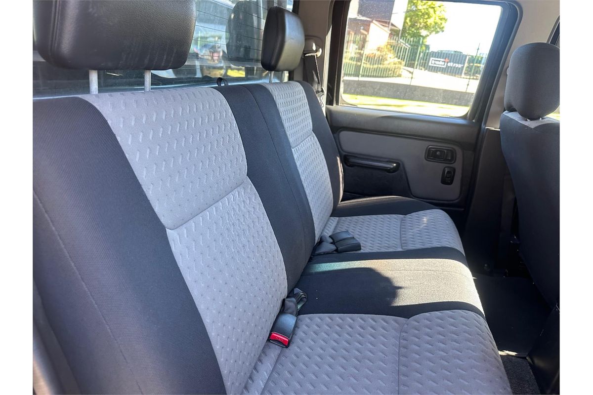 2011 Nissan Navara ST-R D22 4X4