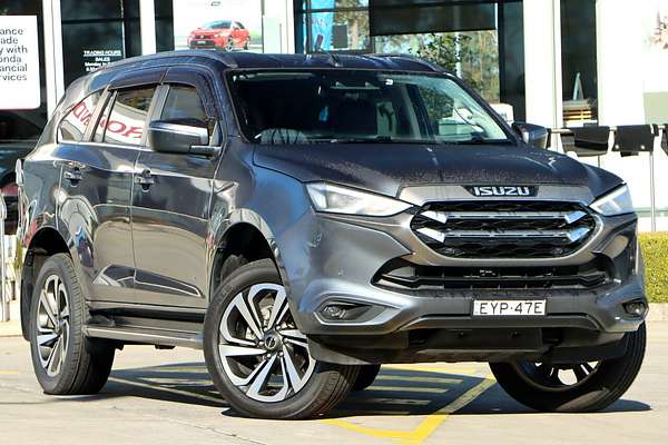 2021 Isuzu MU-X LS-T