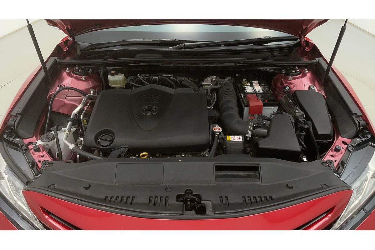2018 Toyota Camry SX GSV70R