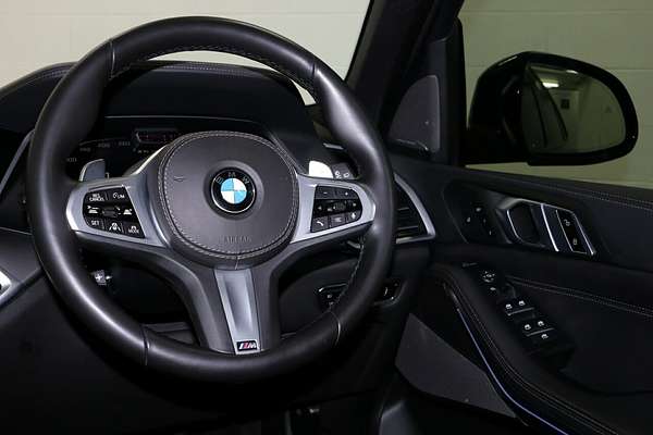 2020 BMW X5 M50i G05
