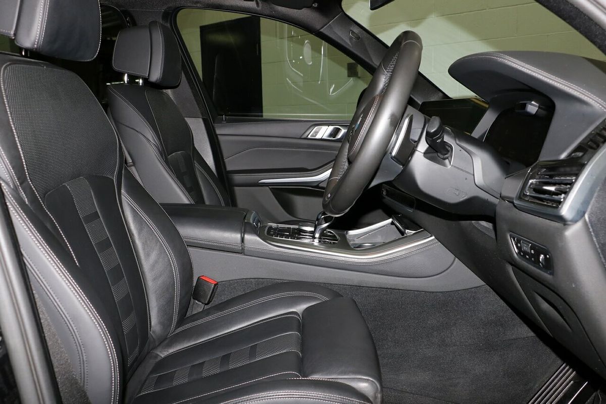 2020 BMW X5 M50i G05