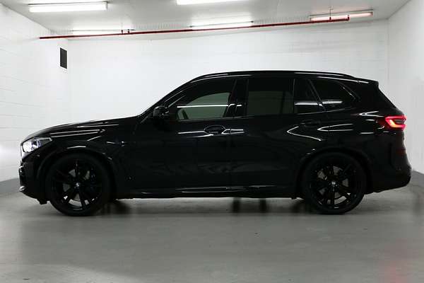 2020 BMW X5 M50i G05