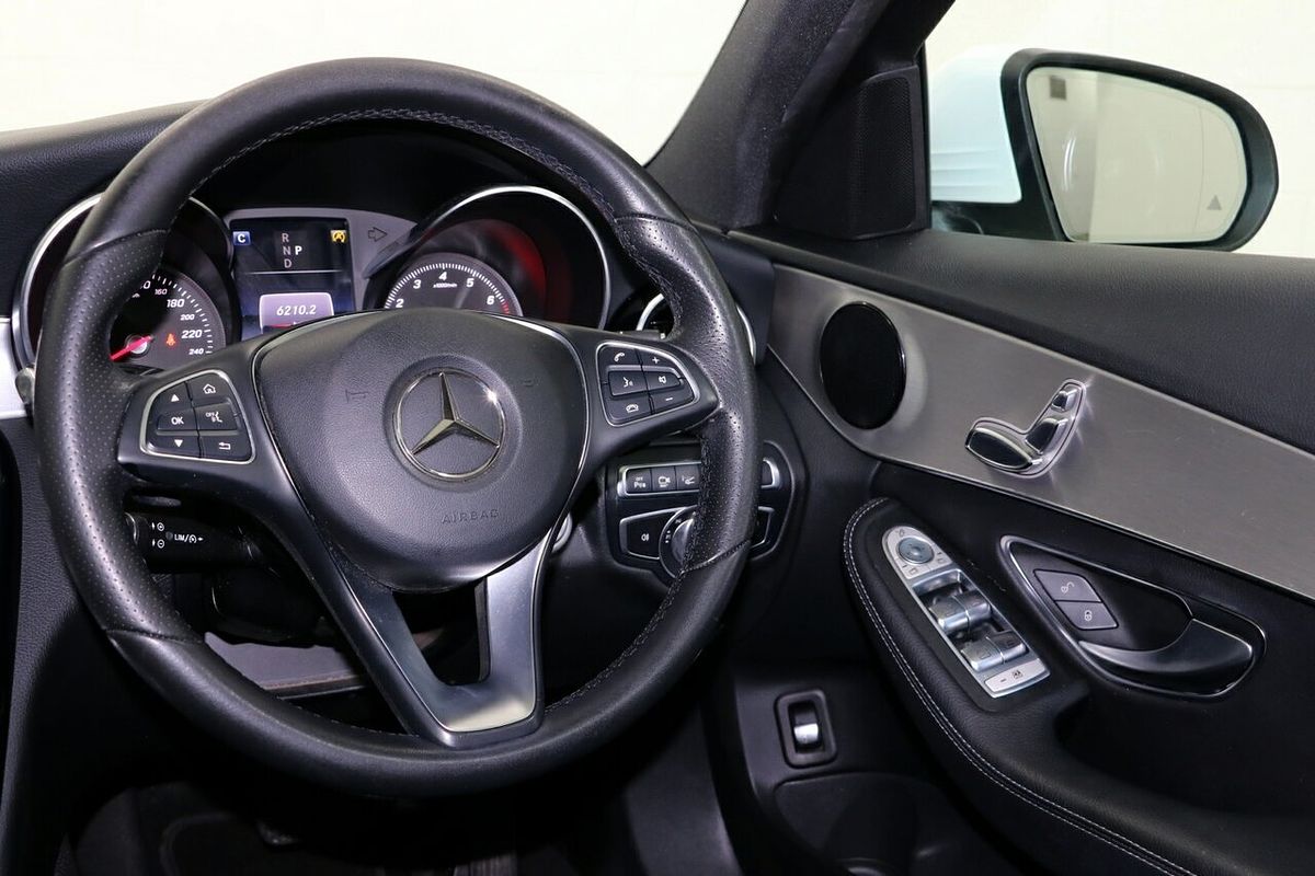 2017 Mercedes-Benz C-Class C200 S205
