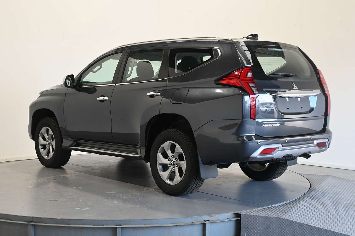 2024 Mitsubishi Pajero Sport GLX QG