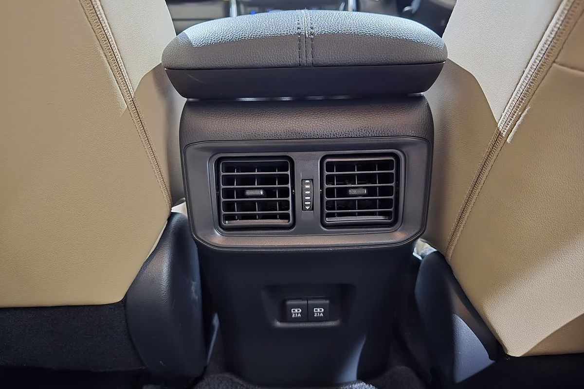 2021 Toyota RAV4 Cruiser AXAH54R