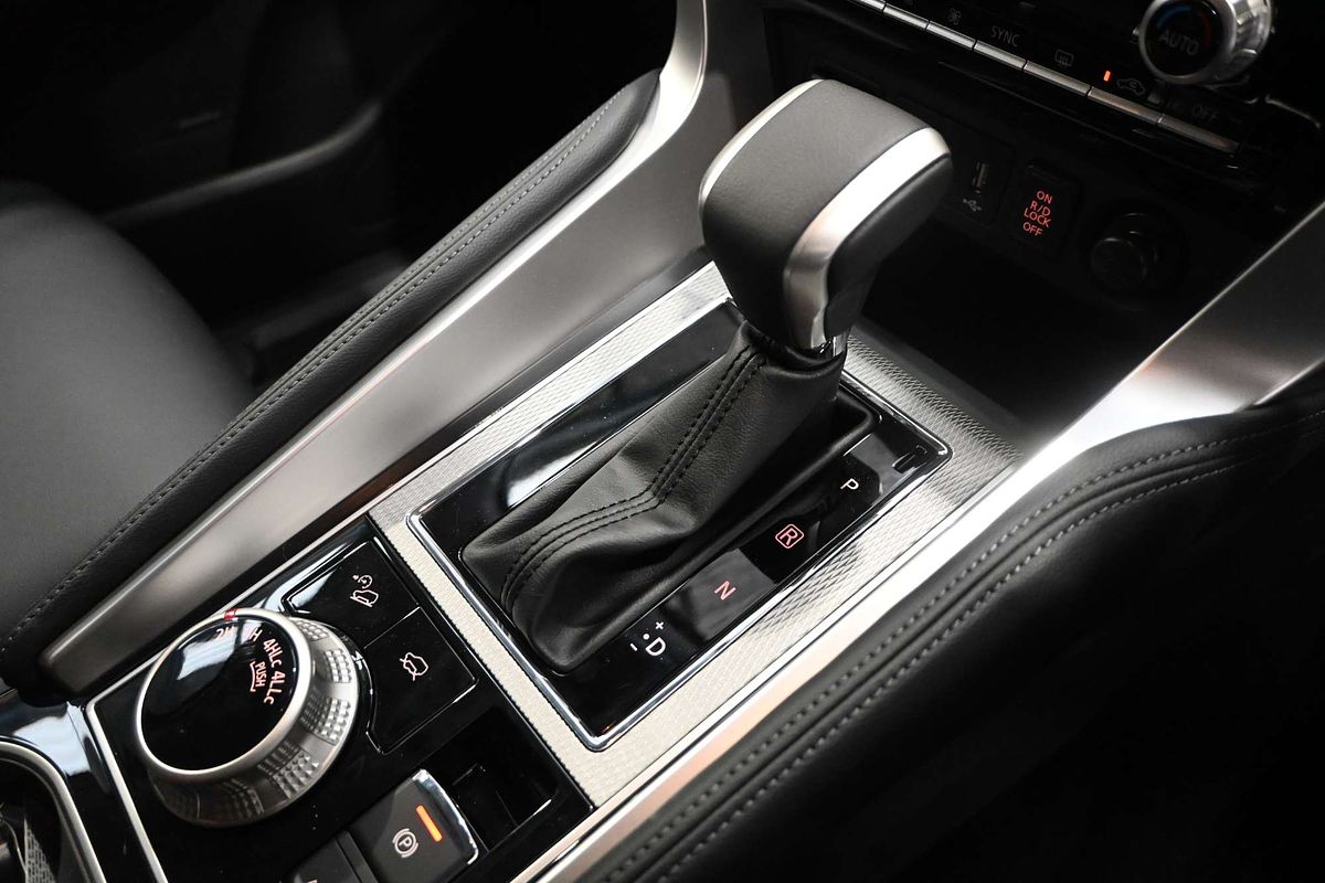 2024 Mitsubishi Pajero Sport Exceed QG