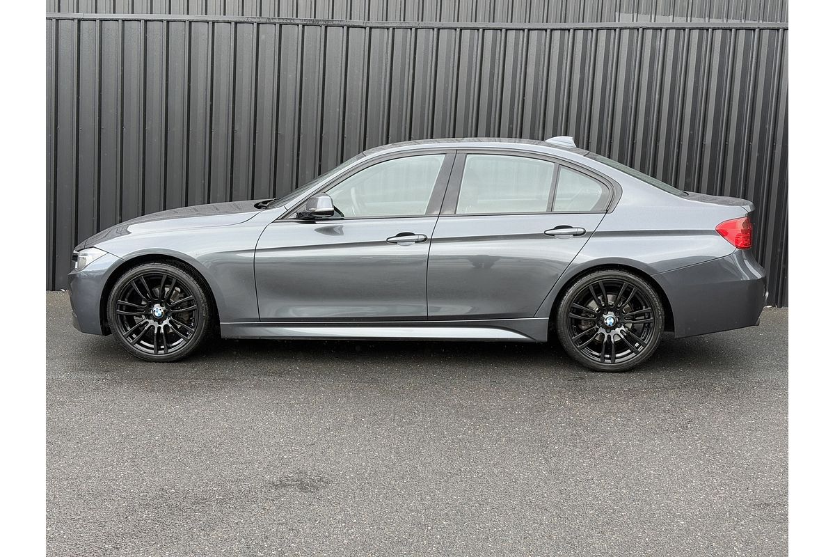 2013 BMW 3 Series 320i F30