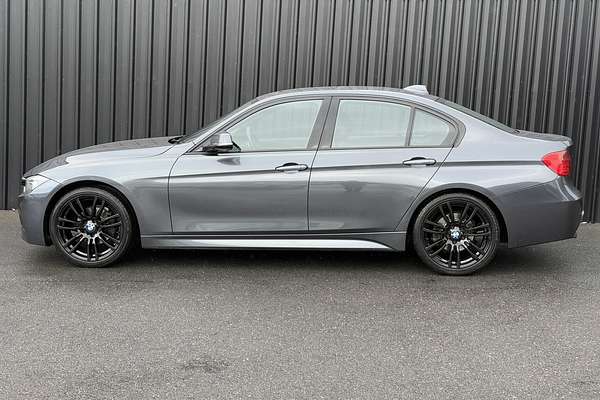 2013 BMW 3 Series 320i F30