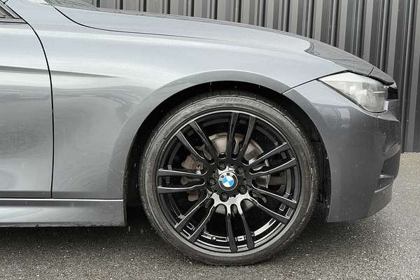 2013 BMW 3 Series 320i F30