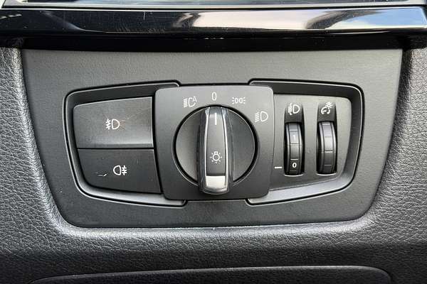 2013 BMW 3 Series 320i F30