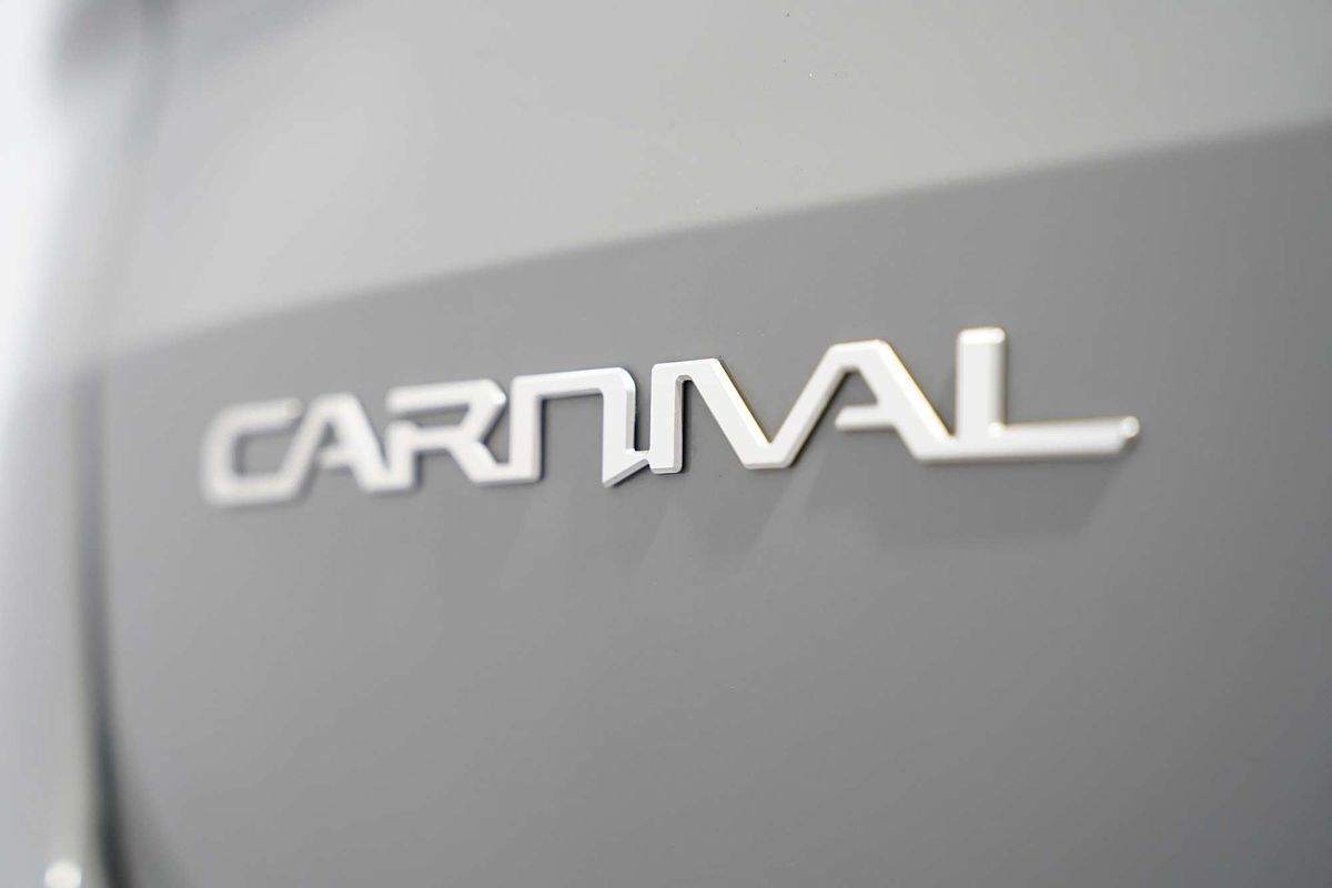 2023 Kia Carnival S KA4