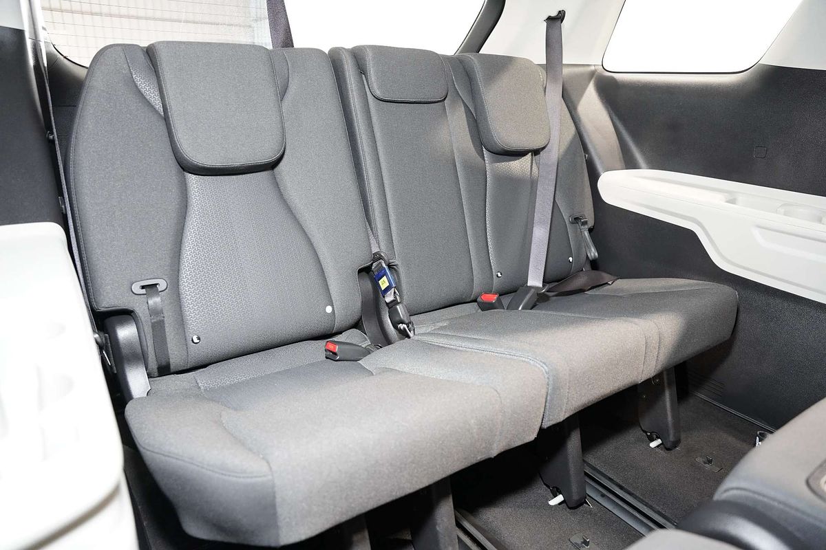 2023 Kia Carnival S KA4
