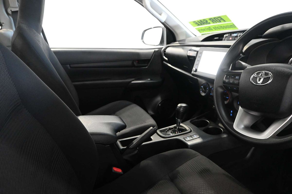 2023 Toyota Hilux SR GUN126R