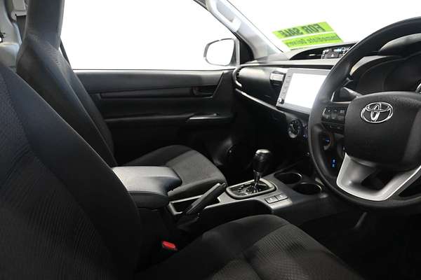 2023 Toyota Hilux SR GUN126R