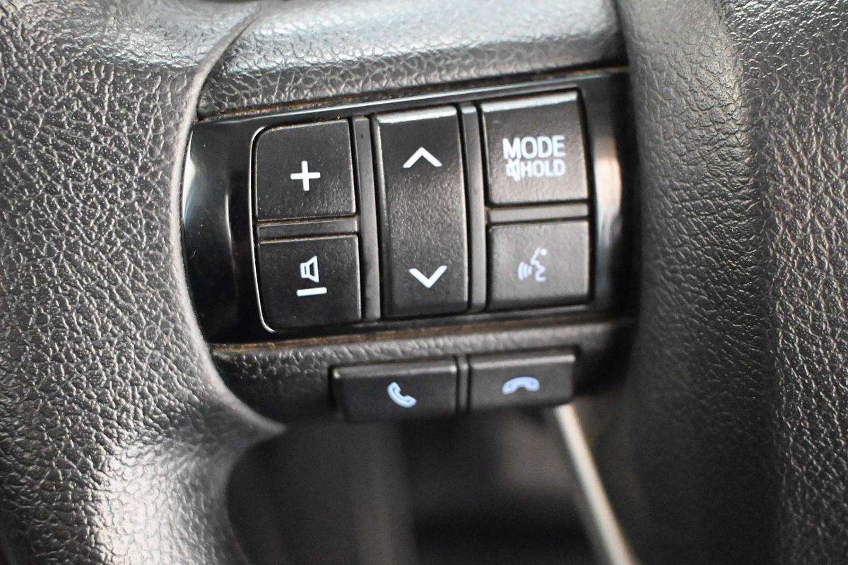 2023 Toyota Hilux SR GUN126R