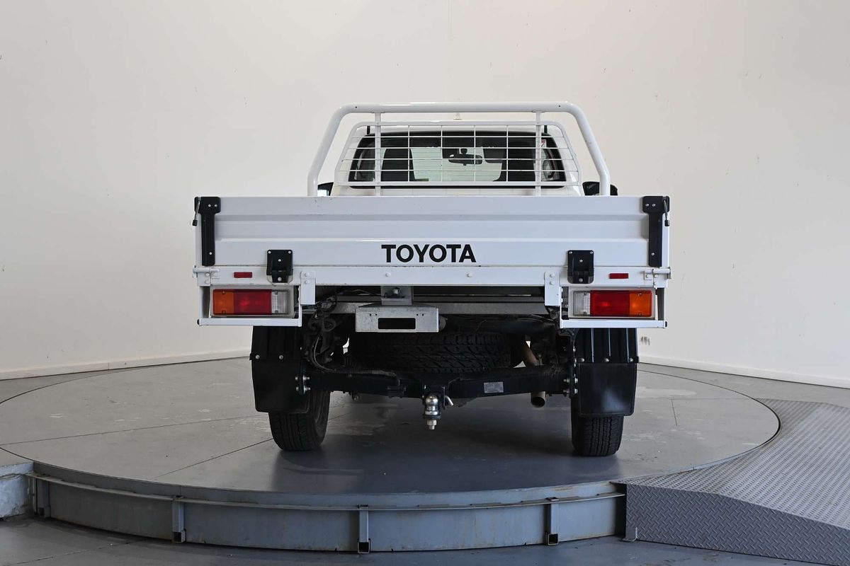 2023 Toyota Hilux SR GUN126R