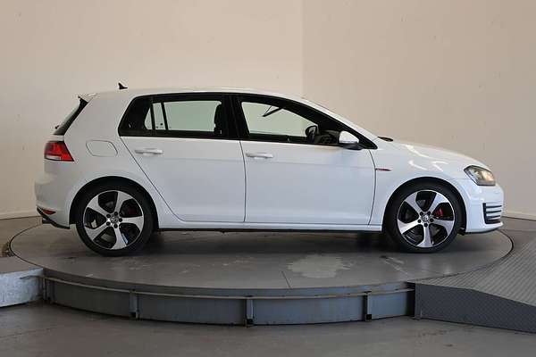 2016 Volkswagen Golf GTI 7