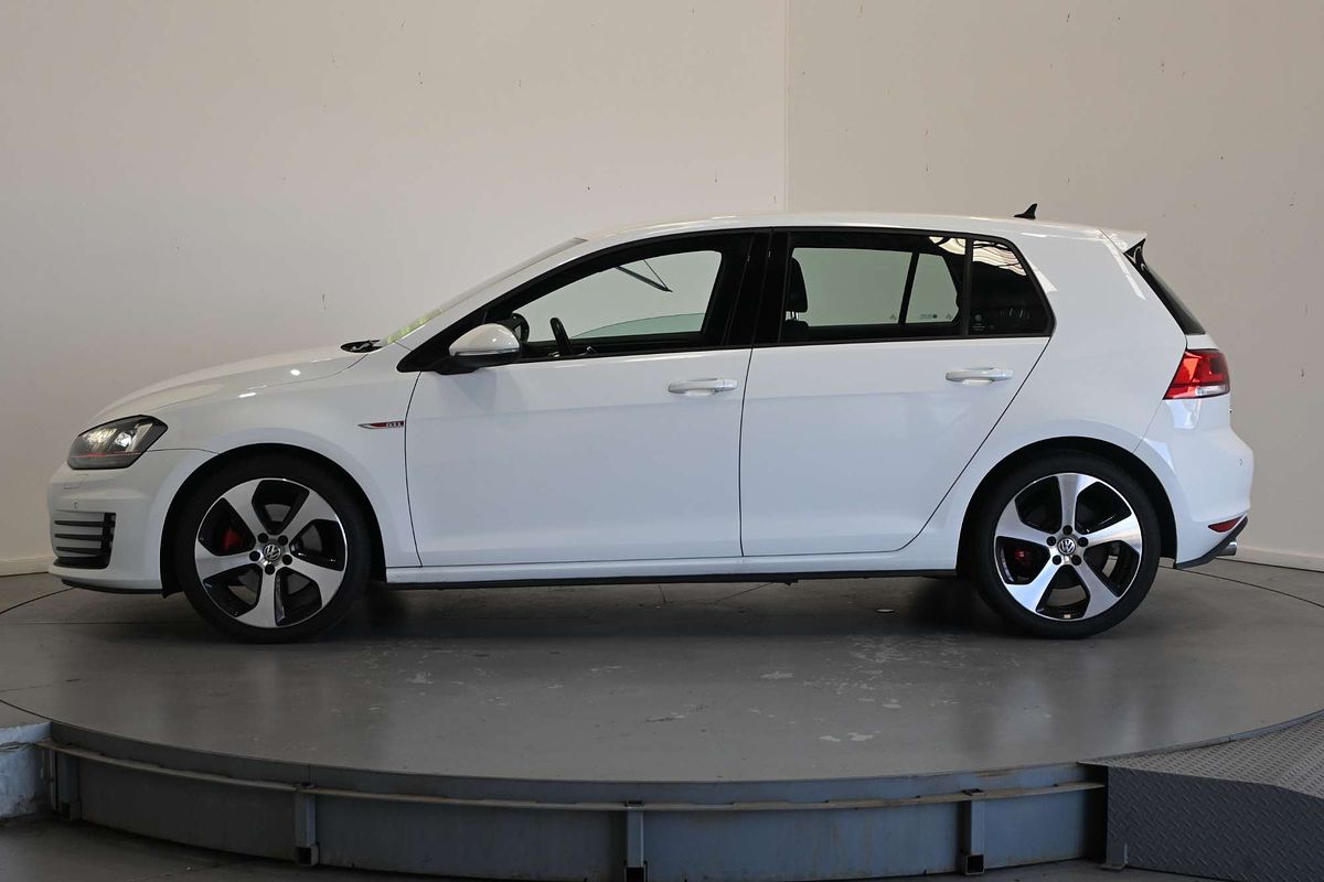 2016 Volkswagen Golf GTI 7