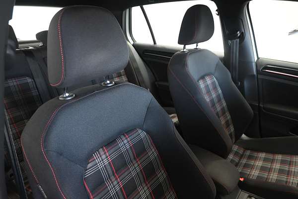 2016 Volkswagen Golf GTI 7