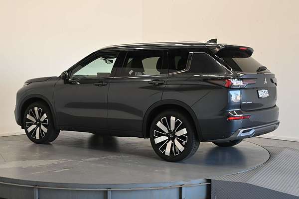 2025 Mitsubishi Outlander Exceed ZM