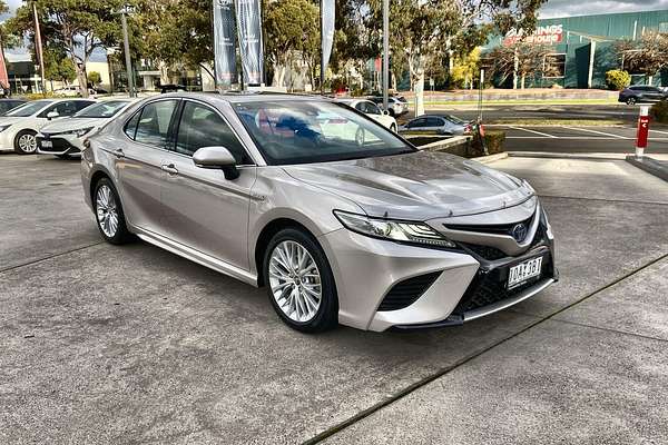 2018 Toyota Camry SL AXVH71R