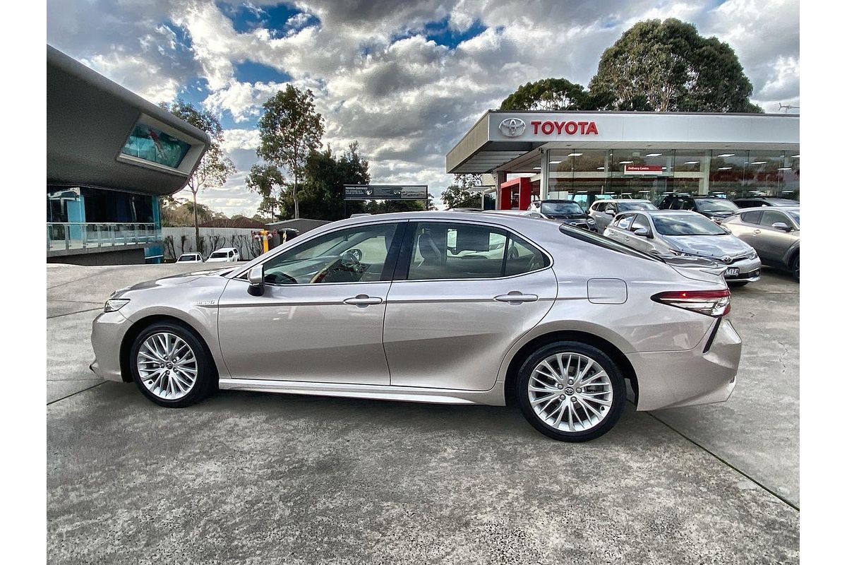 2018 Toyota Camry SL AXVH71R