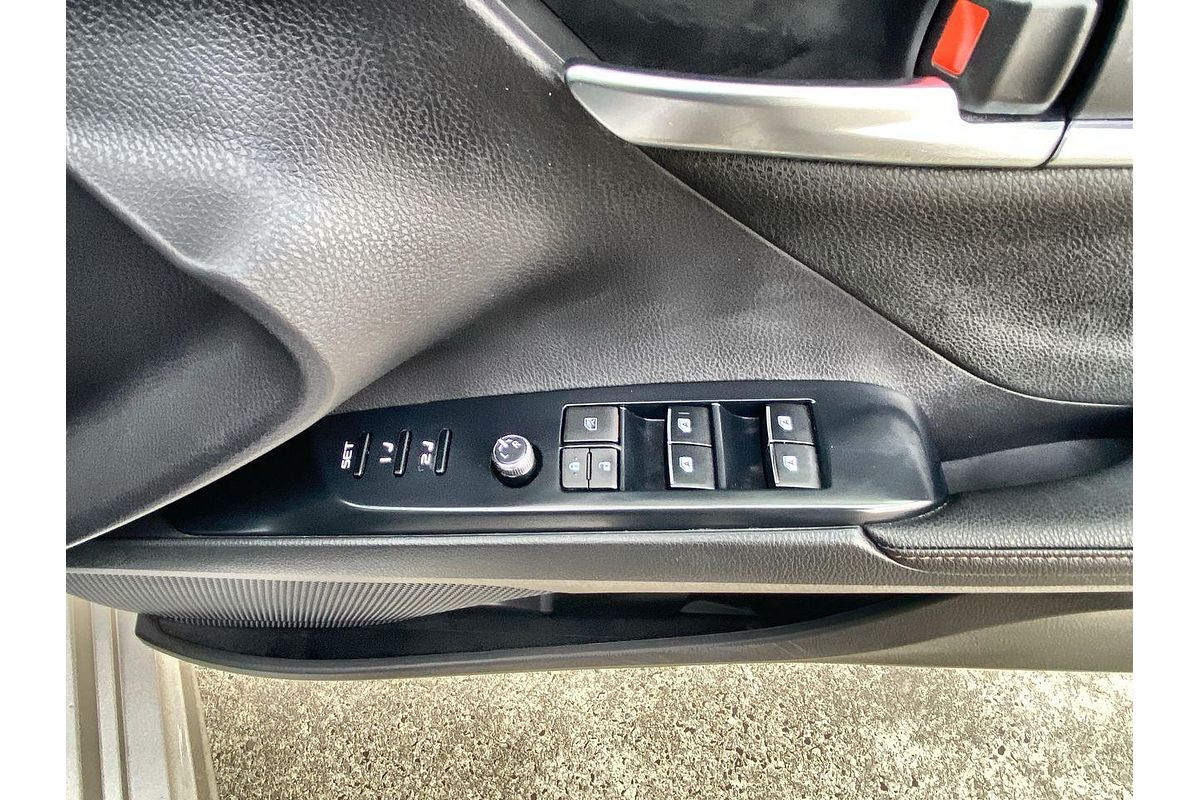 2018 Toyota Camry SL AXVH71R