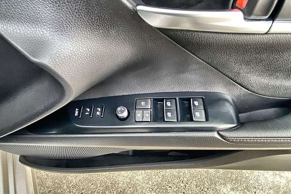 2018 Toyota Camry SL AXVH71R