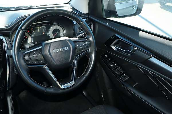 2021 Isuzu MU-X LS-T