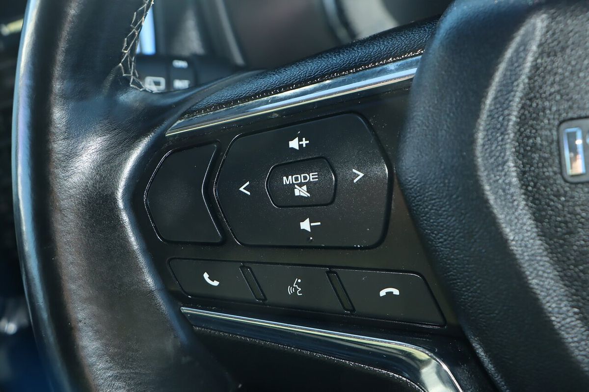 2021 Isuzu MU-X LS-T