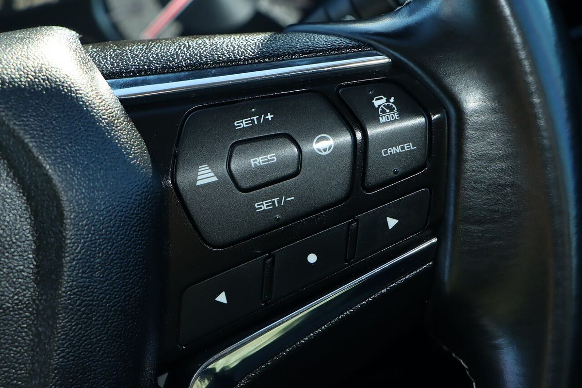 2021 Isuzu MU-X LS-T