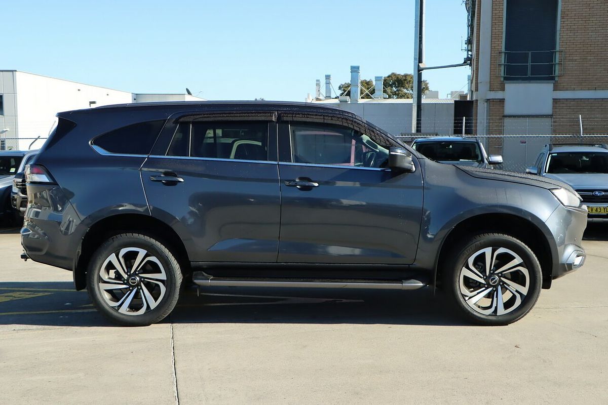 2021 Isuzu MU-X LS-T