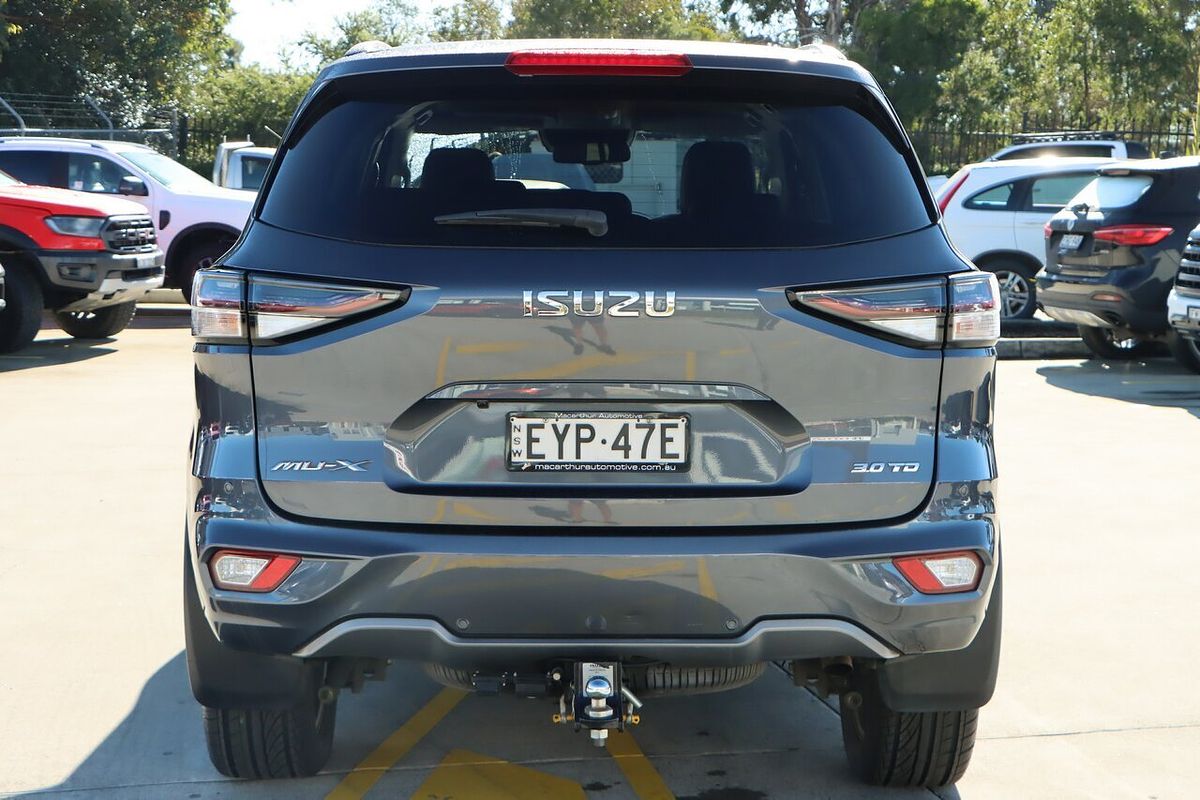2021 Isuzu MU-X LS-T