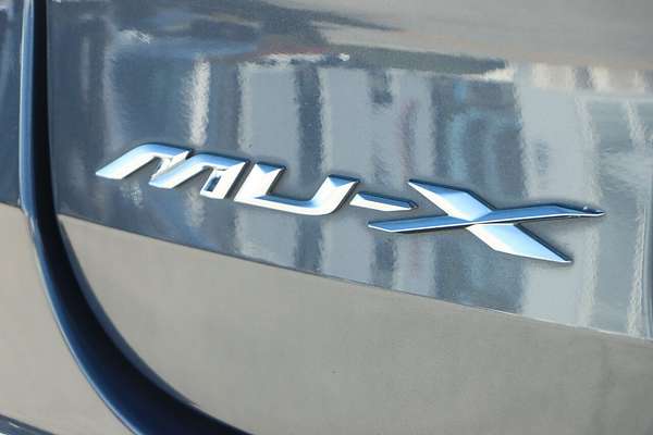 2021 Isuzu MU-X LS-T