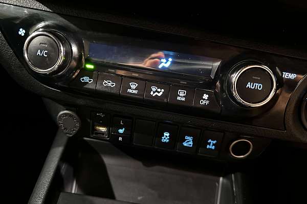 2020 Toyota Hilux Rugged X GUN126R 4X4
